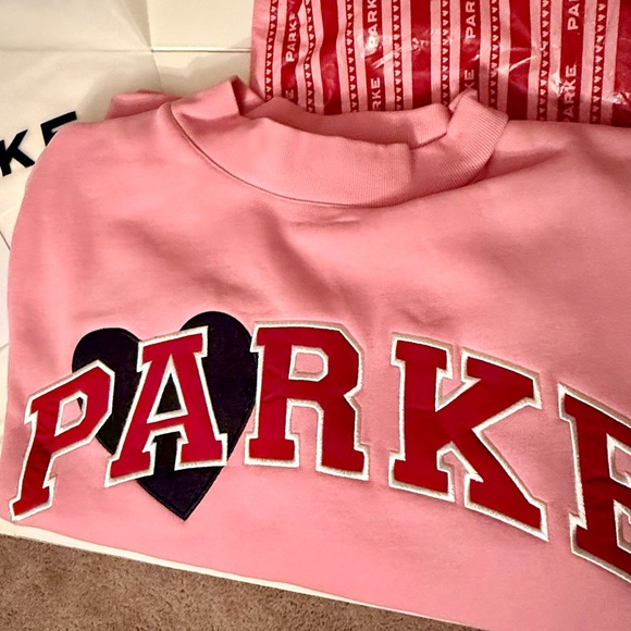 Parke Tops - Parke Pink Sweatshirt with Heart Accent